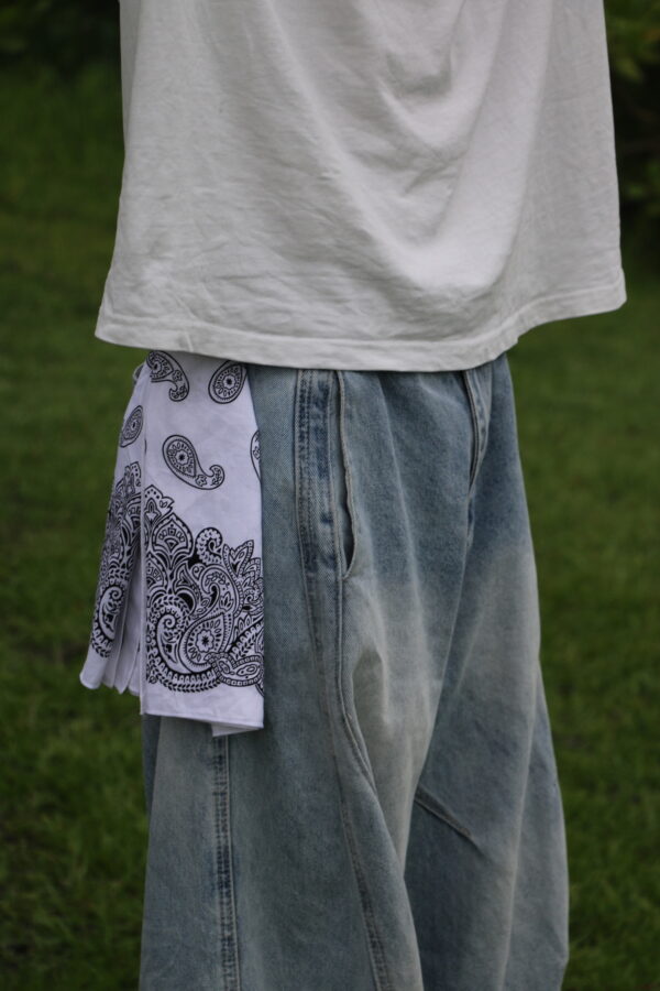 Nix | 🇰🇷 變形蟲 圖騰頭巾 方巾