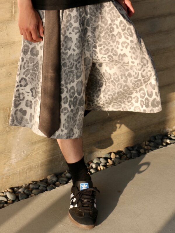 Nix | 🇰🇷 霧霾豹紋七分短褲