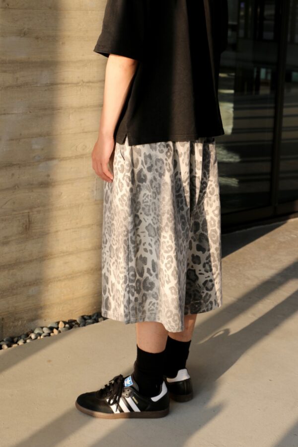 Nix | 🇰🇷 霧霾豹紋七分短褲