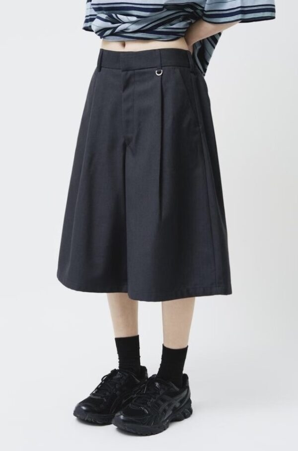 Nix | 🇰🇷 簡約摺線百慕達 西裝短褲