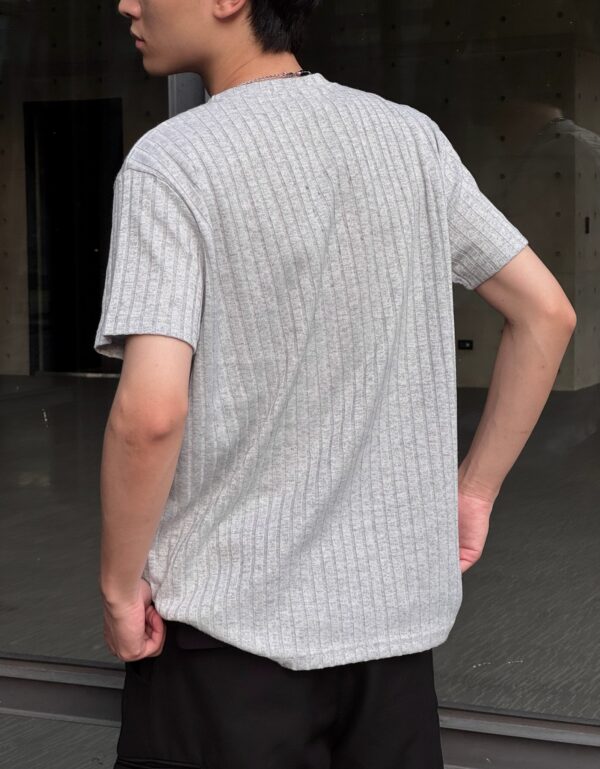 Nix | 🇰🇷 針織坑條修身上衣