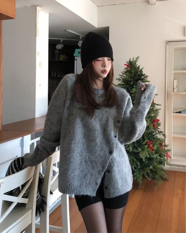 Nix | 🇰🇷 開衩斜釦鈕扣針織衫