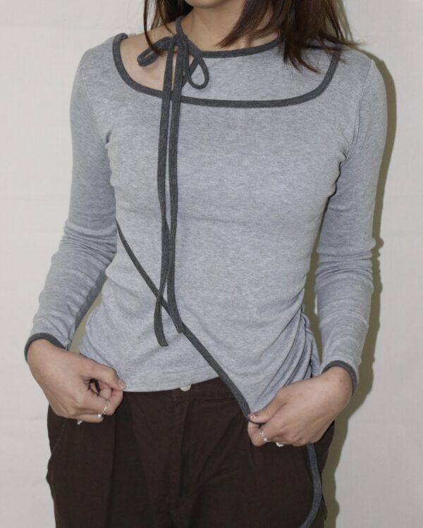 Nix | 🇰🇷 單肩綁帶多層次上衣