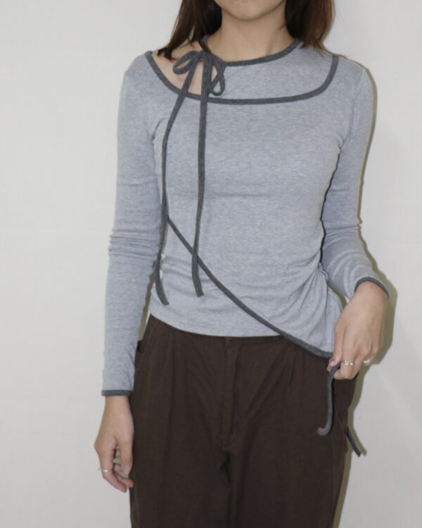 Nix | 🇰🇷 單肩綁帶多層次上衣