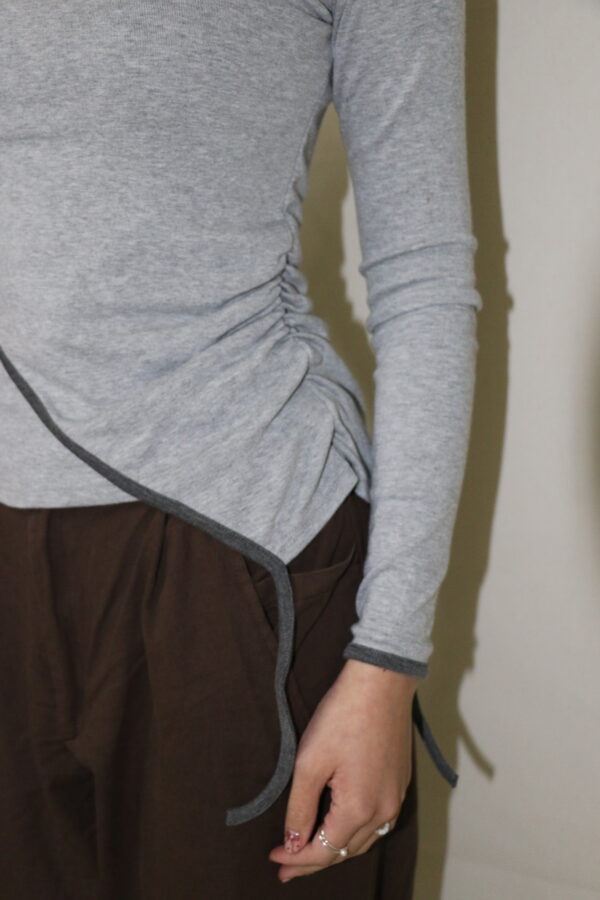 Nix | 🇰🇷 單肩綁帶多層次上衣